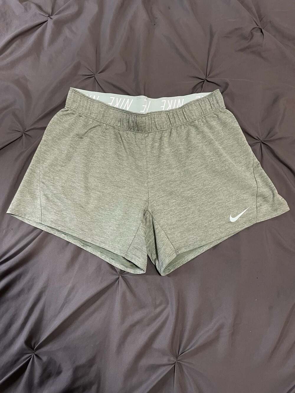 Nike Dri Fit Shorts Green Womens Medium
